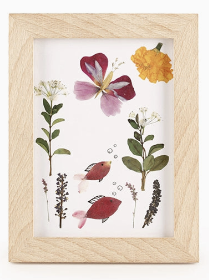 Huckberry Pressed Flower Frame